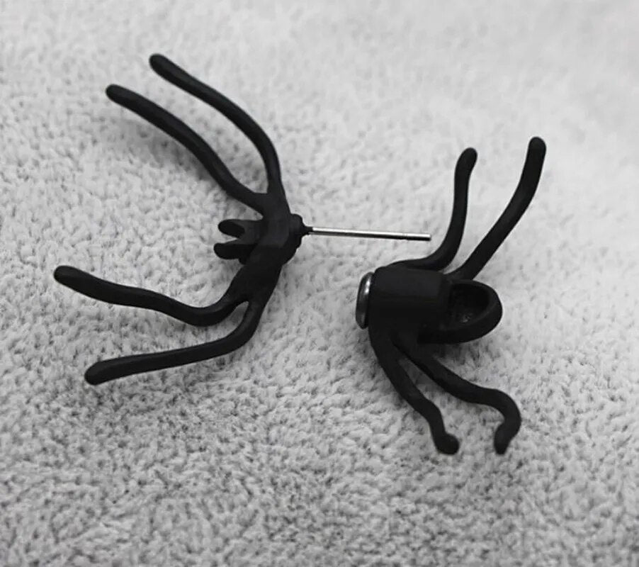 Hot Fashion 1Piece 3D Creepy Black Spider Ear Stud Earrings Hot Selling Unique Punk Earrings for Women Halloween Gifts