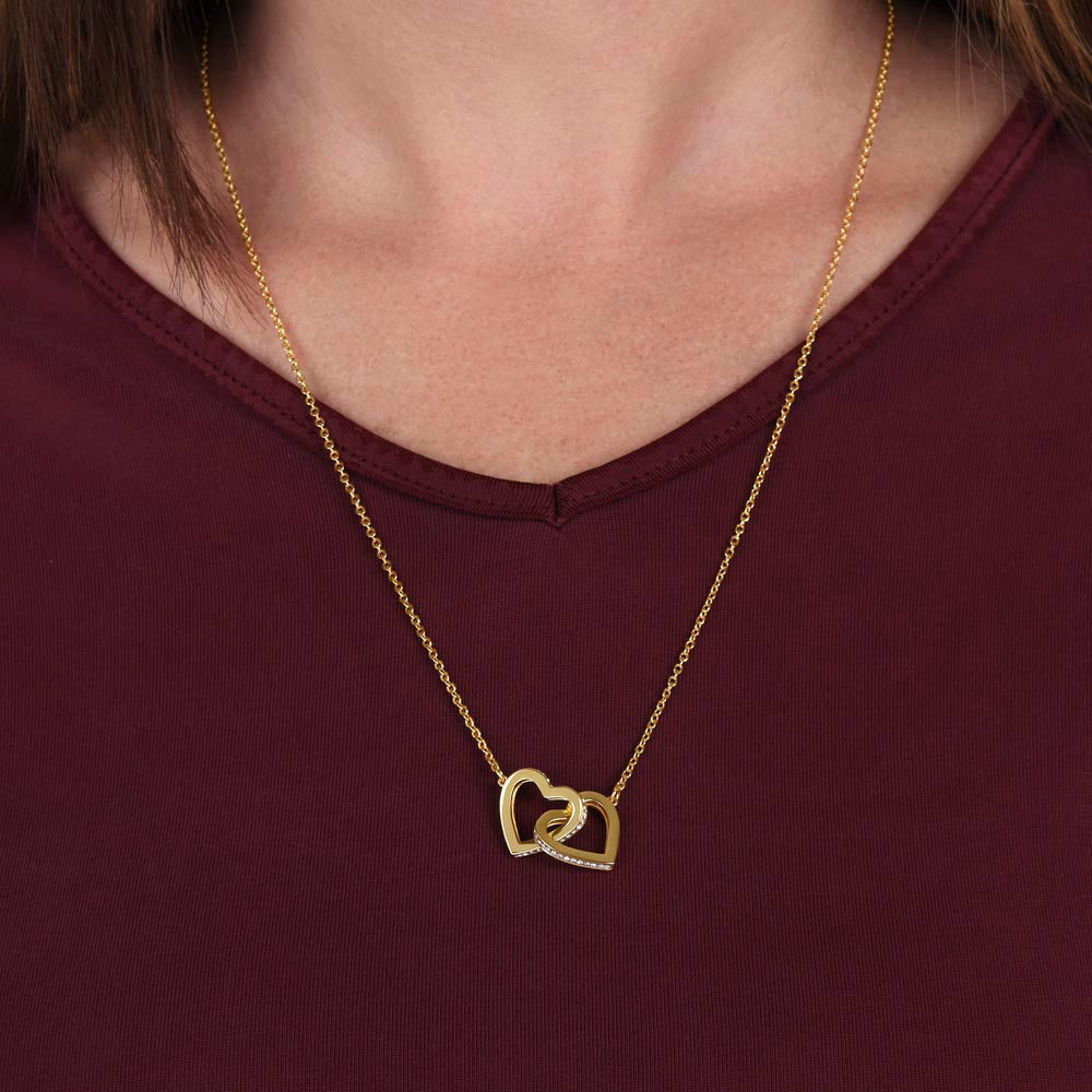 The Interlocking Hearts necklace